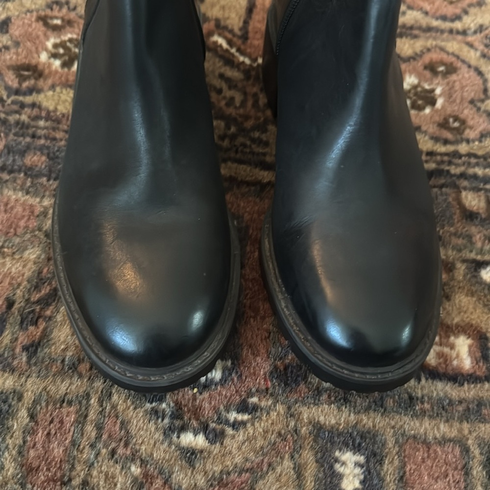 Coach Classic Turnlock Boots sz 8 - Picture 7 of 7